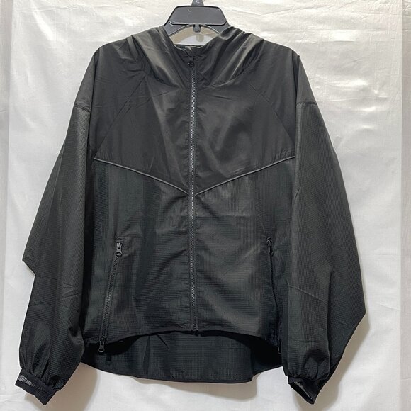 IVY PARK Jackets & Blazers - Ivy Park Beyonce Black Cropped Panel Windbreaker Hooded Zip Jacket Sz. M
